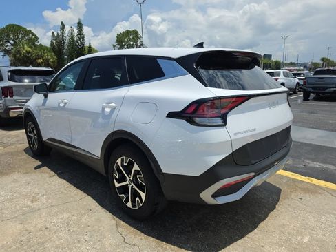 Certified 2023 Kia Sportage EX FWD image 11
