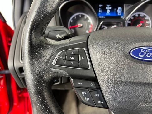 Used 2017 Ford Focus ST FWD image 22