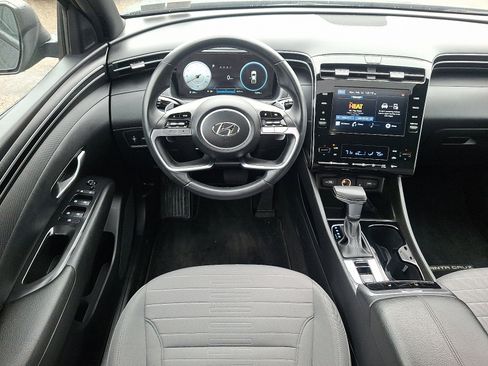 Used 2022 Hyundai Santa Cruz SEL Premium image 11