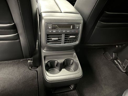 Used 2023 MAZDA CX-9 Grand Touring AWD/4WD image 13