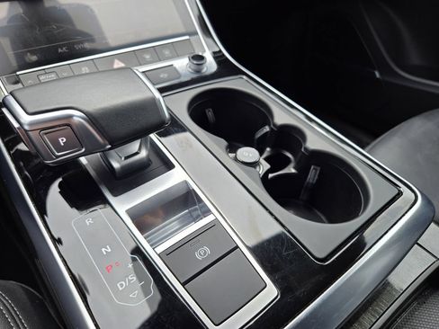 Used 2025 Audi Q7 3.0T Premium Plus AWD/4WD image 22