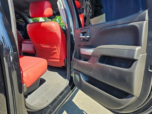 Used 2018 Chevrolet Silverado 1500 LT w/ All Star Edition AWD/4WD image 21