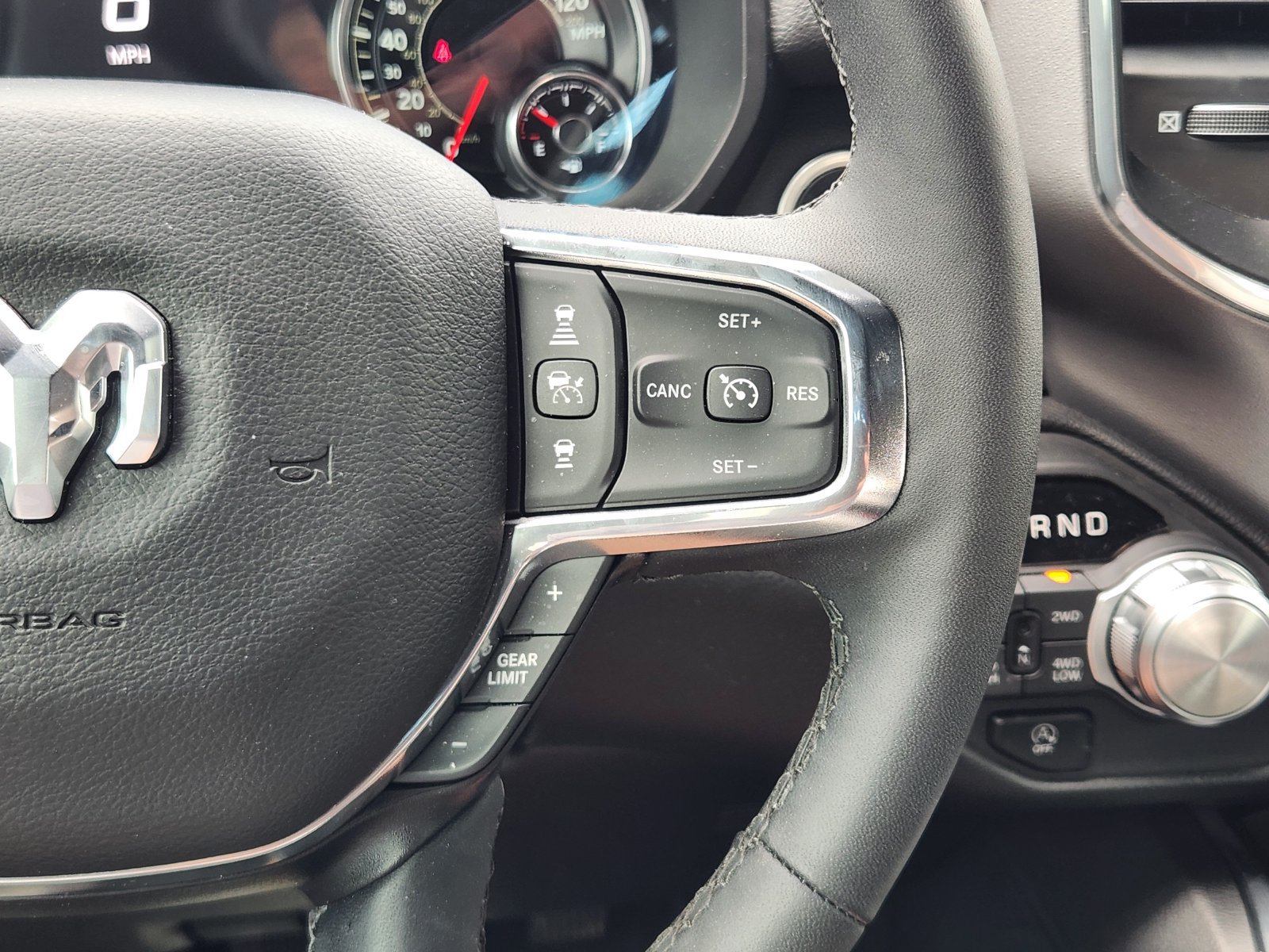Used 2025 RAM 1500 Laramie w/ Laramie Southwest Edition AWD/4WD image 30