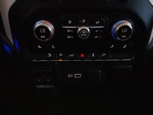 Used 2019 GMC Sierra 1500 SLE w/ Fleet Comfort Package AWD/4WD image 34