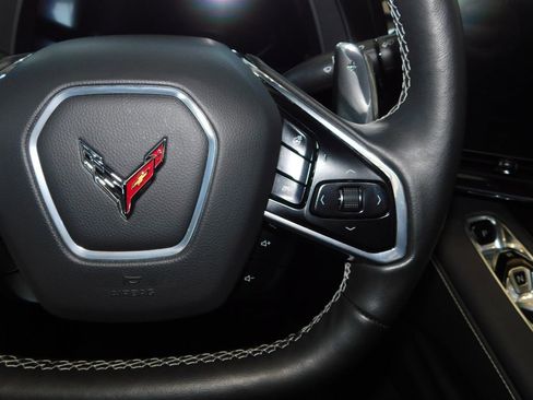 Used 2023 Chevrolet Corvette Stingray Preferred Conv w/ Z51 Performance Package RWD image 21