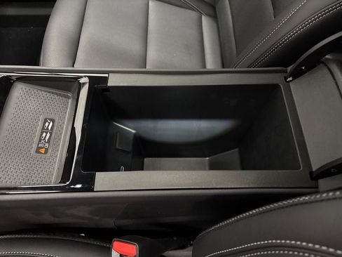 New 2026 Chevrolet Blazer EV LT image 17