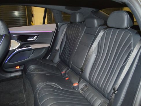 Used 2023 Mercedes-Benz EQS 450+ Sedan image 29
