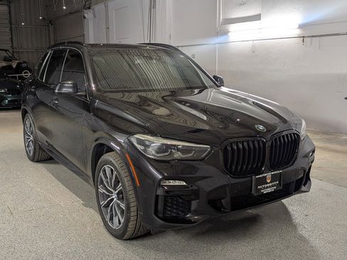 Used 2021 BMW X5 xDrive40i w/ M Sport Package image 4