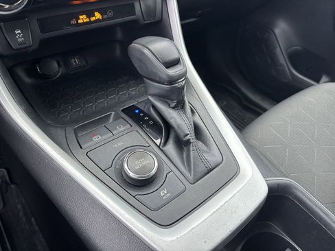 Used 2023 Toyota RAV4 XLE image 25