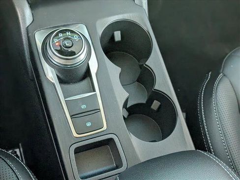 Used 2025 Ford Escape SE w/ PHEV Premium Package FWD image 12