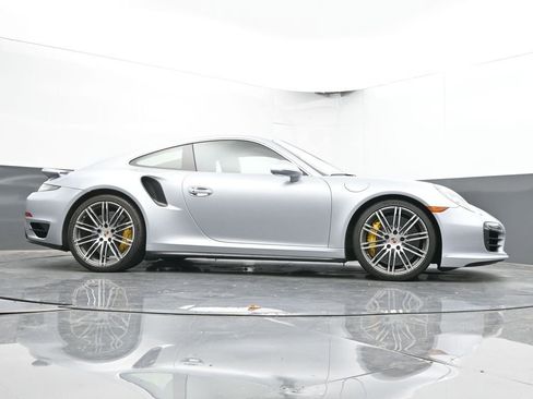 Used 2014 Porsche 911 Turbo S w/ Light Design Package image 46