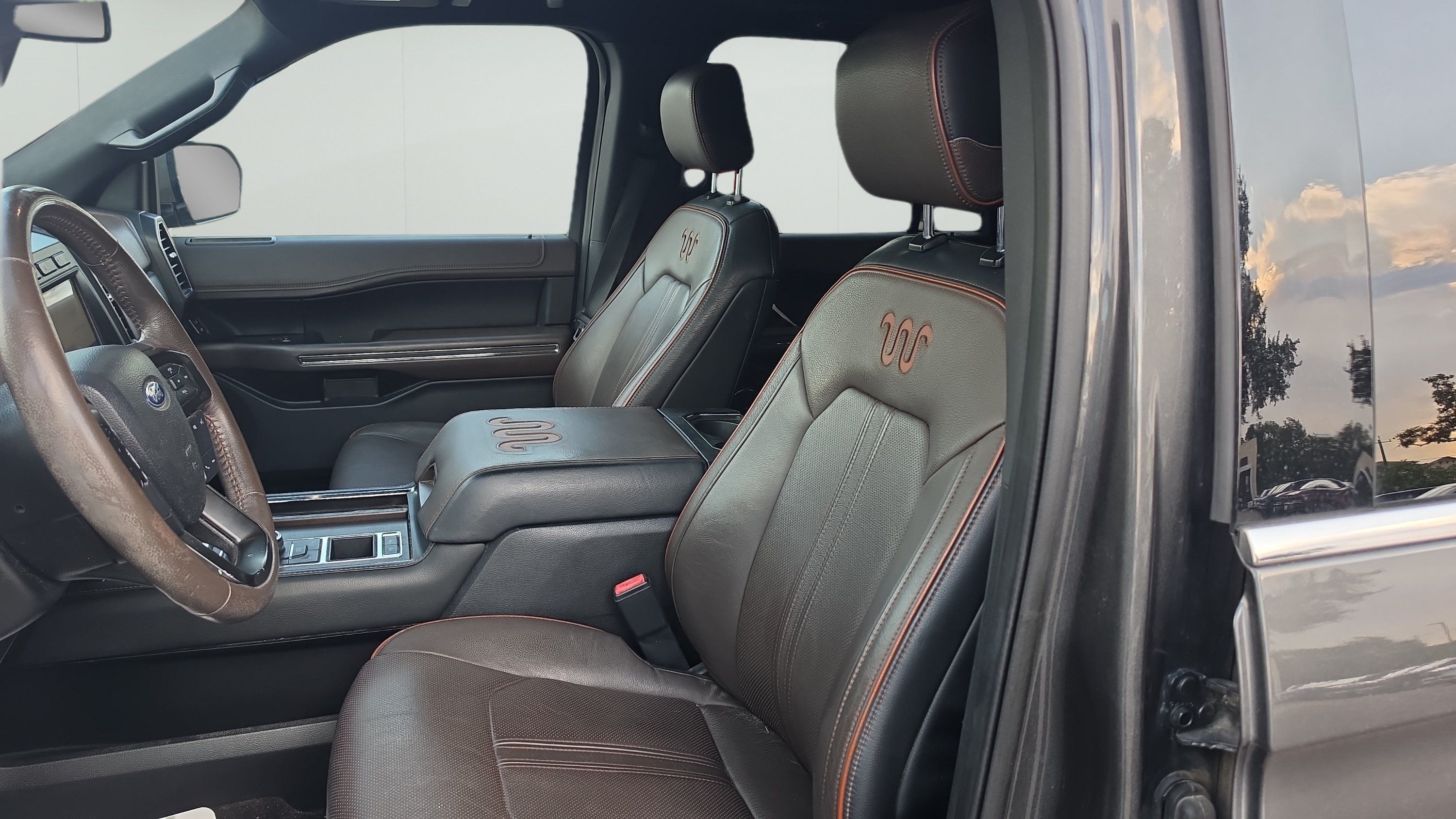 Used 2020 Ford Expedition Max King Ranch w/ Cargo Package RWD image 9