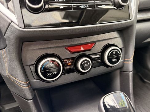 Certified 2022 Subaru Crosstrek 2.0i Premium w/ Moonroof Package image 22