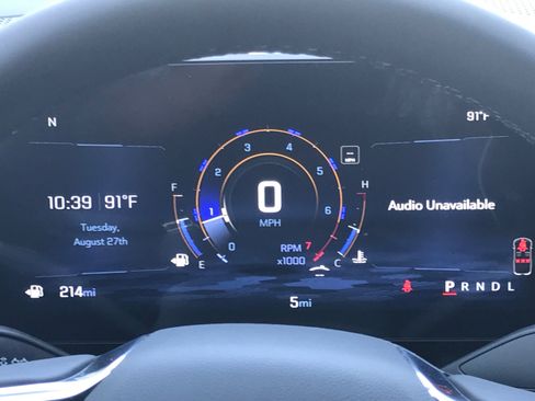 New 2025 Chevrolet Equinox LT w/ Safety and Technology Package FWD image 7