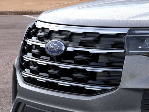 New 2026 Ford Explorer Active AWD/4WD image 17