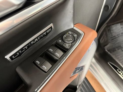 Used 2025 GMC Sierra 1500 Denali Ultimate AWD/4WD image 19