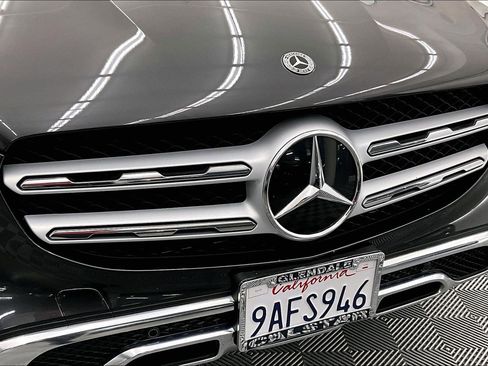 Certified 2022 Mercedes-Benz GLC 300 image 31