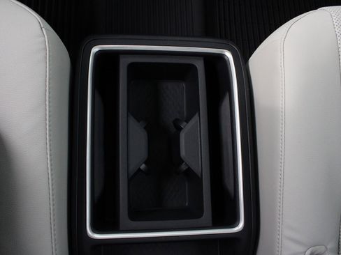 New 2026 Toyota Grand Highlander Platinum image 45