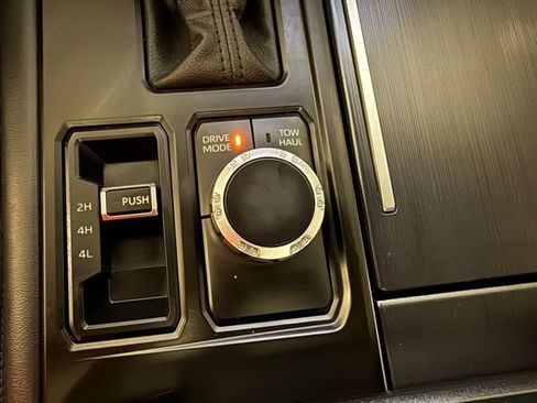 Used 2023 Toyota Tundra Platinum w/ Advanced Package image 24