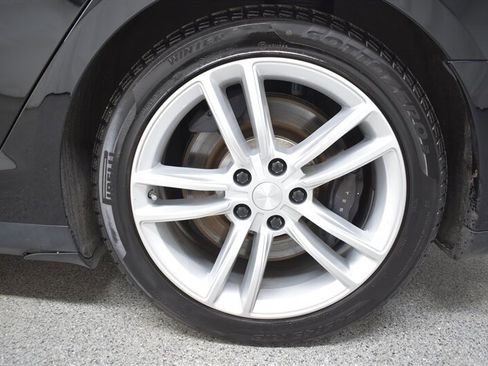 Used 2013 Tesla Model S Performance RWD image 33