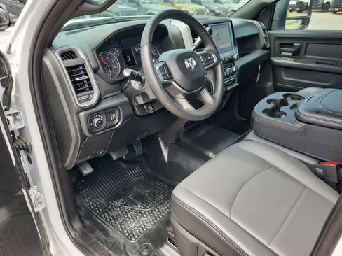 New 2026 RAM 2500 Tradesman AWD/4WD image 10