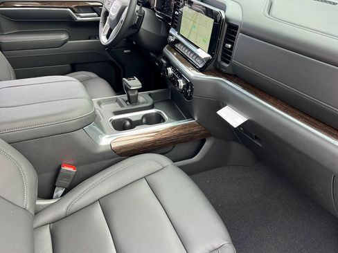 New 2026 GMC Sierra 1500 Elevation w/ Elevation Premium Package image 14