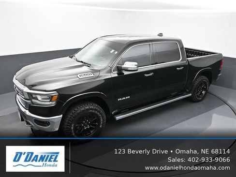 Used 2022 RAM 1500 Laramie AWD/4WD image 16