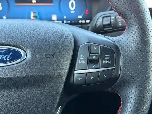Used 2023 Ford Escape ST-Line Select AWD/4WD image 30