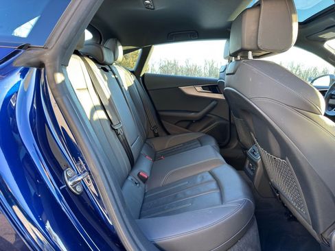 Used 2022 Audi A5 2.0T Premium Plus w/ Premium Plus image 37