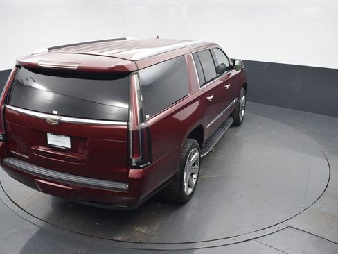 Used 2020 Cadillac Escalade ESV Premium Luxury image 55