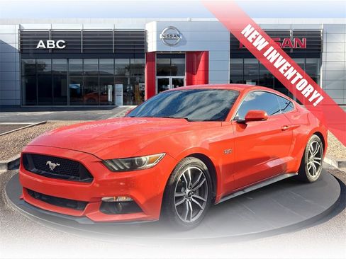 Used 2016 Ford Mustang GT image 1
