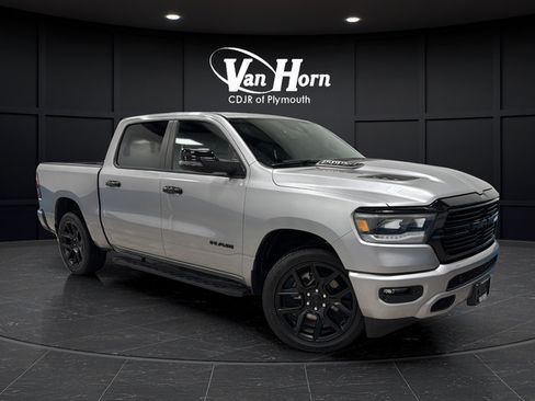 Used 2024 RAM 1500 Laramie AWD/4WD image 1