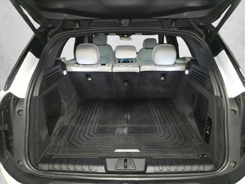 Used 2023 Land Rover Range Rover Sport SE AWD/4WD image 12