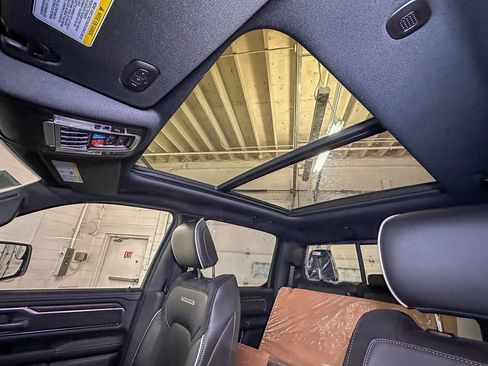 New 2026 RAM 1500 Laramie AWD/4WD image 22