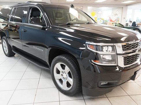 Used 2019 Chevrolet Suburban LT AWD/4WD image 14