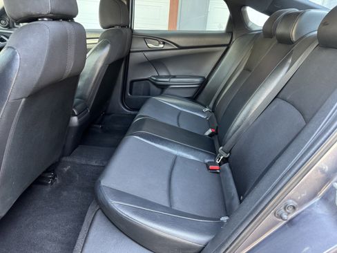 Used 2019 Honda Civic Sport image 22