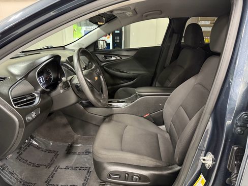 Used 2020 Chevrolet Malibu LT FWD image 8