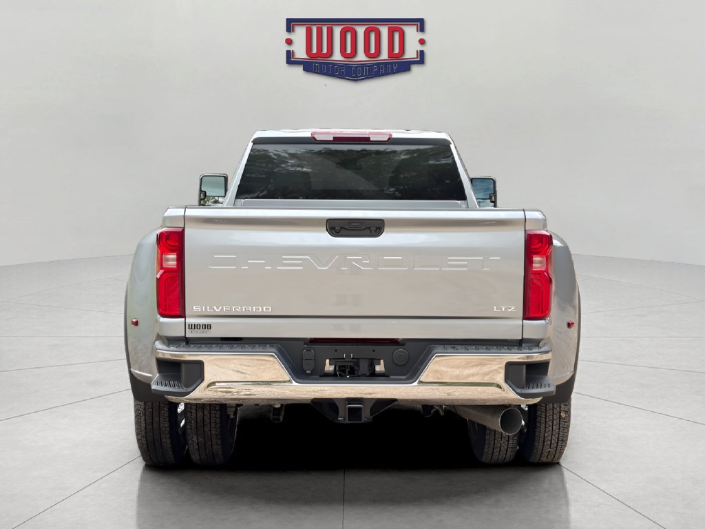 New 2026 Chevrolet Silverado 3500 LTZ AWD/4WD image 3