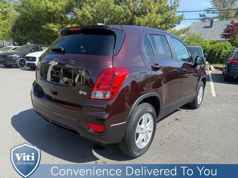 Used 2020 Chevrolet Trax LS w/ Tint and Cruise Package AWD/4WD image 8