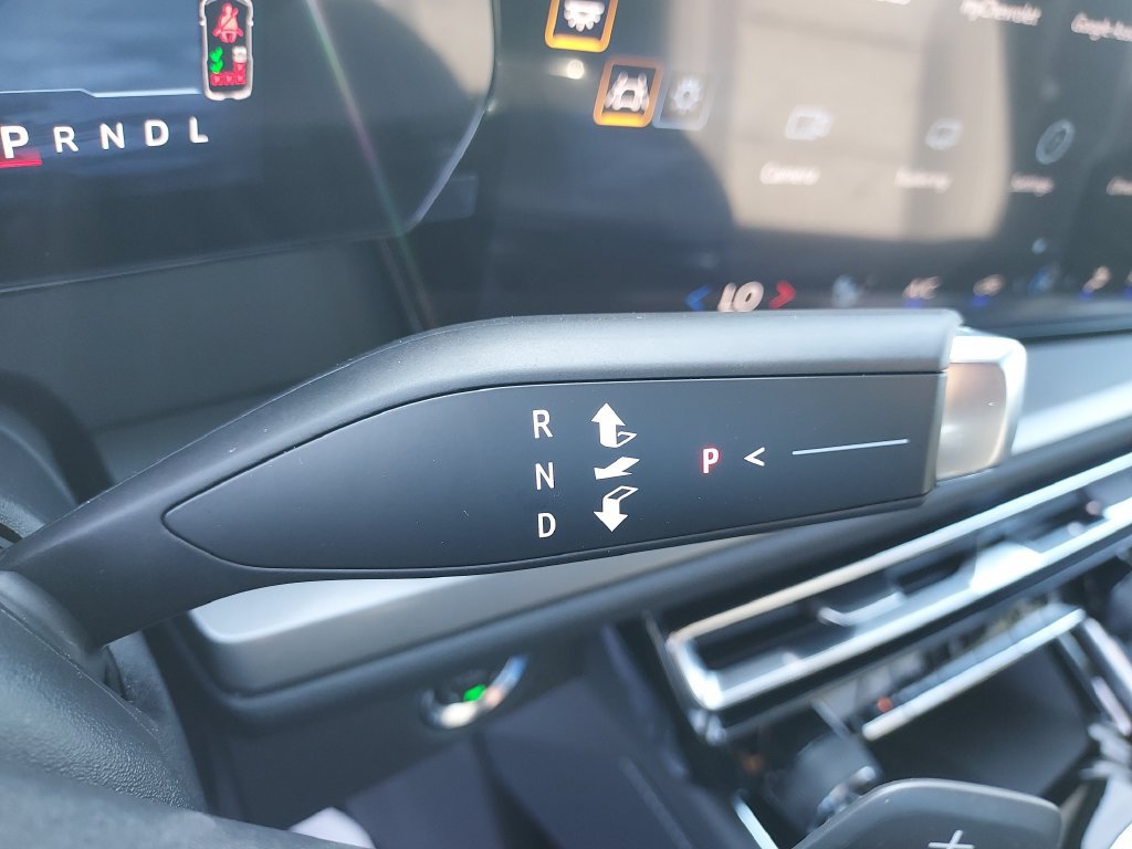 New 2027 Chevrolet Traverse LT FWD image 26