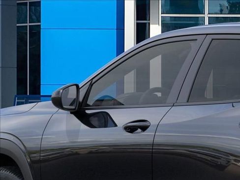 New 2026 Chevrolet Trax RS w/ Sunroof Package image 12