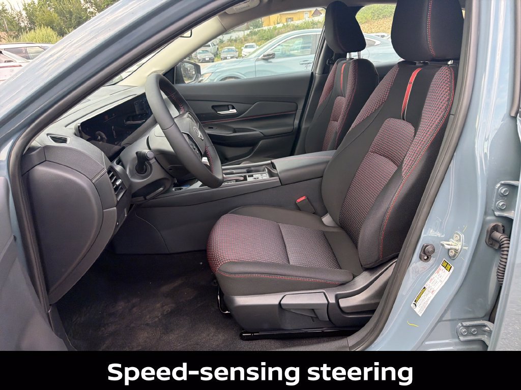 Certified 2027 Nissan Sentra SR w/ Floor Mat Package FWD image 11