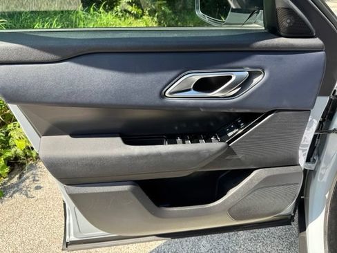 Certified 2024 Land Rover Range Rover Velar Dynamic SE AWD/4WD image 8