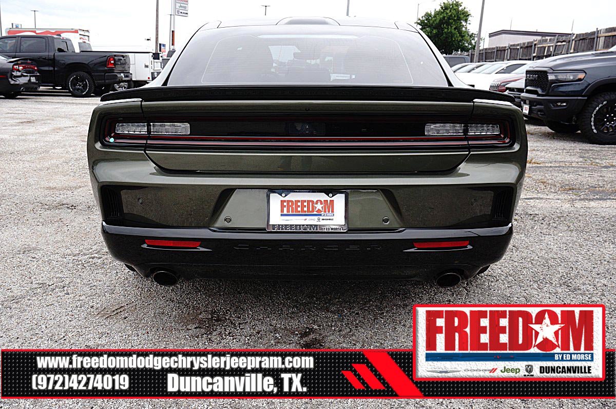 New 2026 Dodge Charger Scat Pack w/ Blacktop Package AWD/4WD image 4