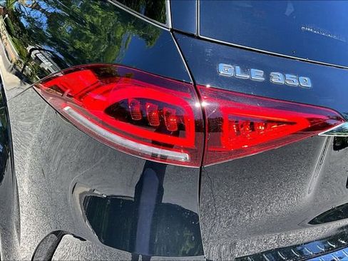 Used 2022 Mercedes-Benz GLE 350 4MATIC image 17