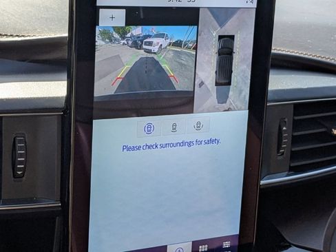 Used 2022 Ford Explorer King Ranch w/ Technology Package image 10