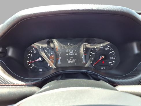 Used 2025 Jeep Compass Trailhawk AWD/4WD image 17