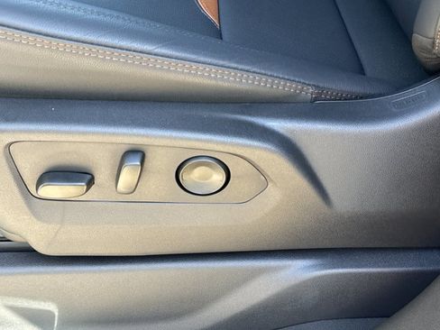 New 2026 GMC Sierra 1500 AT4 w/ AT4 Premium Package AWD/4WD image 18