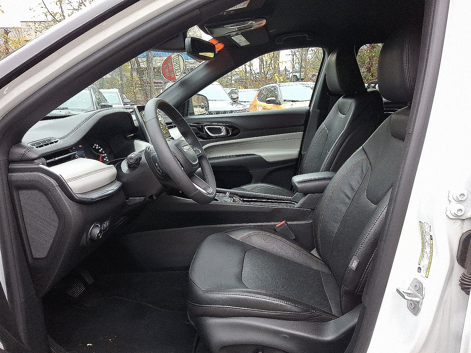 Certified 2023 Jeep Compass Limited AWD/4WD image 14