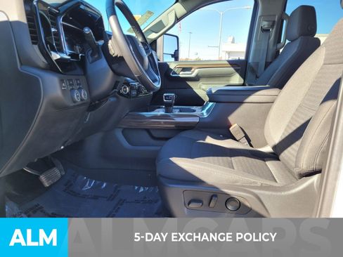 Used 2023 Chevrolet Silverado 1500 LT w/ Protection Package image 4